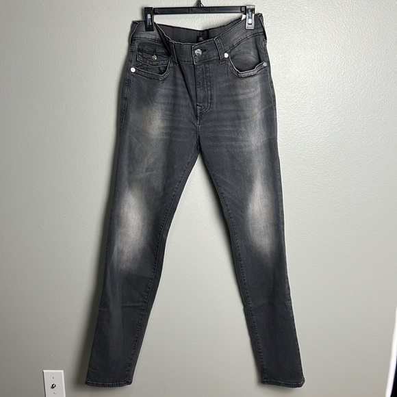 True Religion Rocco Relaxed Skinny jeans - Picture 2 of 16